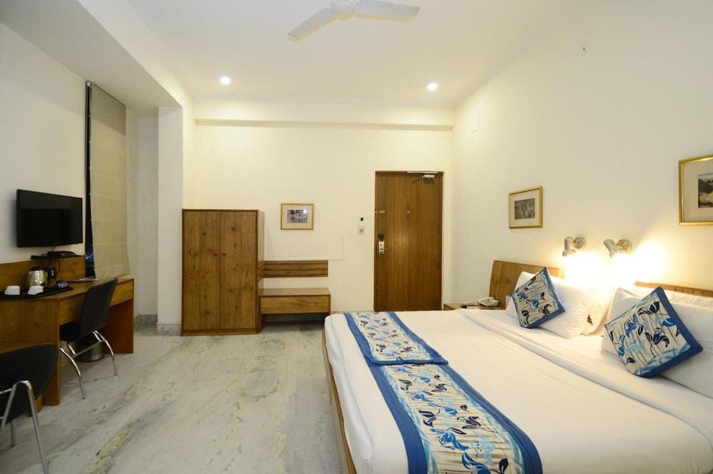 Hotel Yulia- Le Amour Inn Jaipur Buitenkant foto