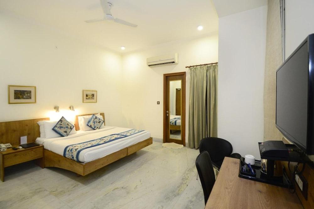 Hotel Yulia- Le Amour Inn Jaipur Buitenkant foto