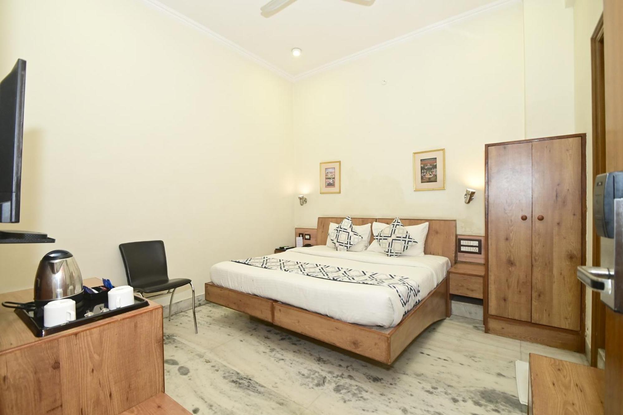 Hotel Yulia- Le Amour Inn Jaipur Buitenkant foto