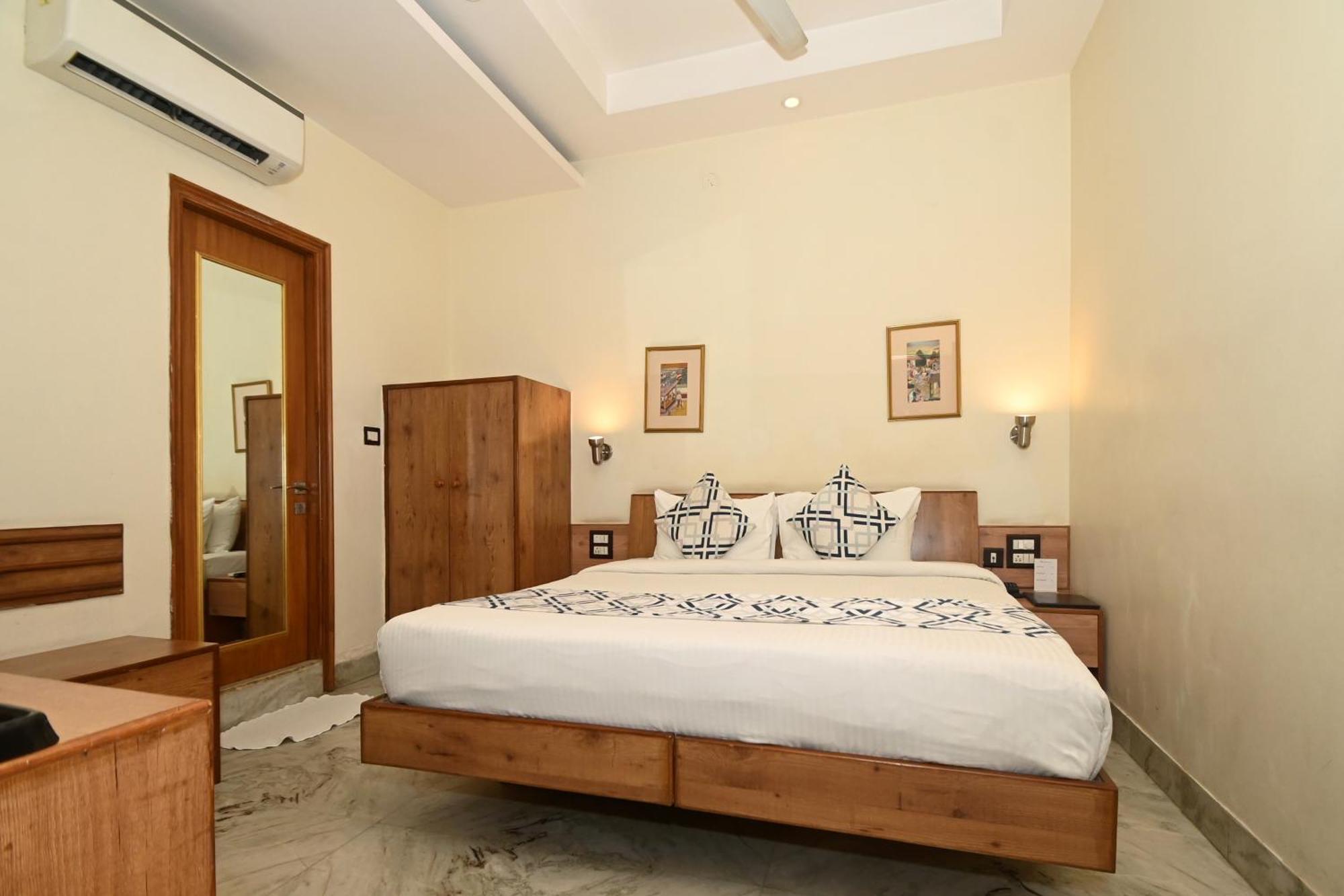 Hotel Yulia- Le Amour Inn Jaipur Buitenkant foto